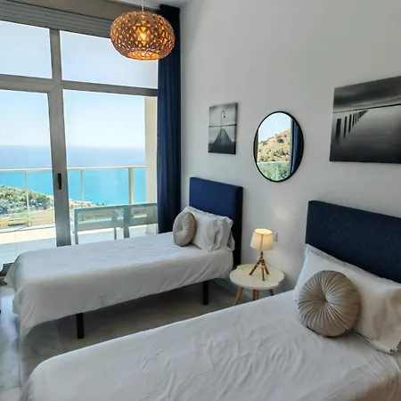 Apartment Luxury On The 41st Floor With Stunning Sea Views *